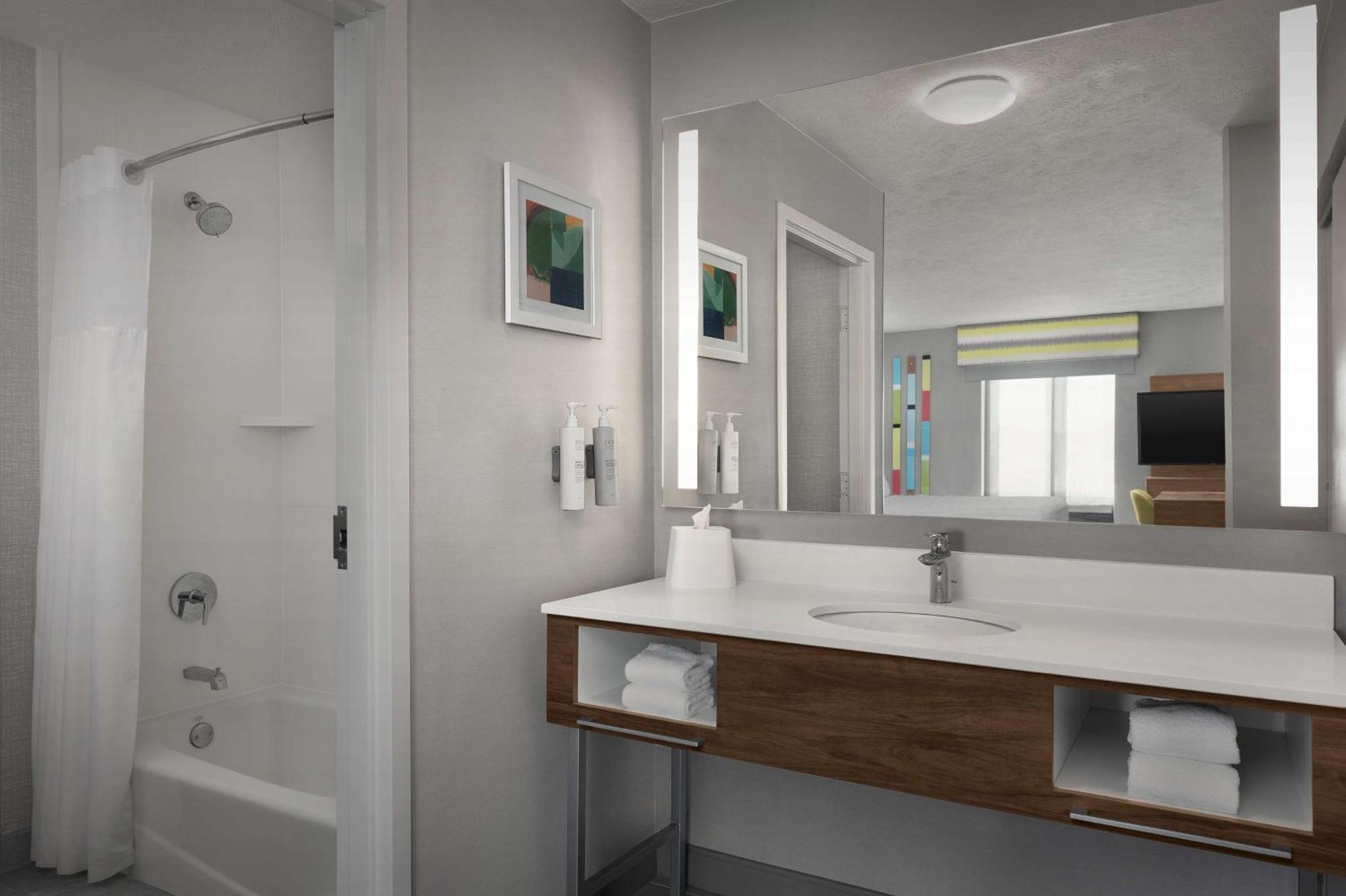 Hampton Inn Waterloo Eksteriør billede