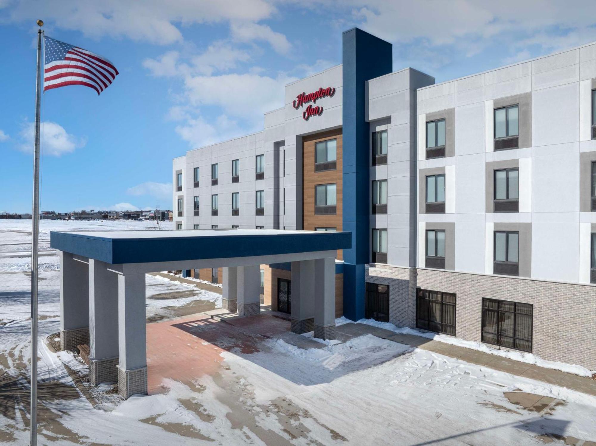 Hampton Inn Waterloo Eksteriør billede
