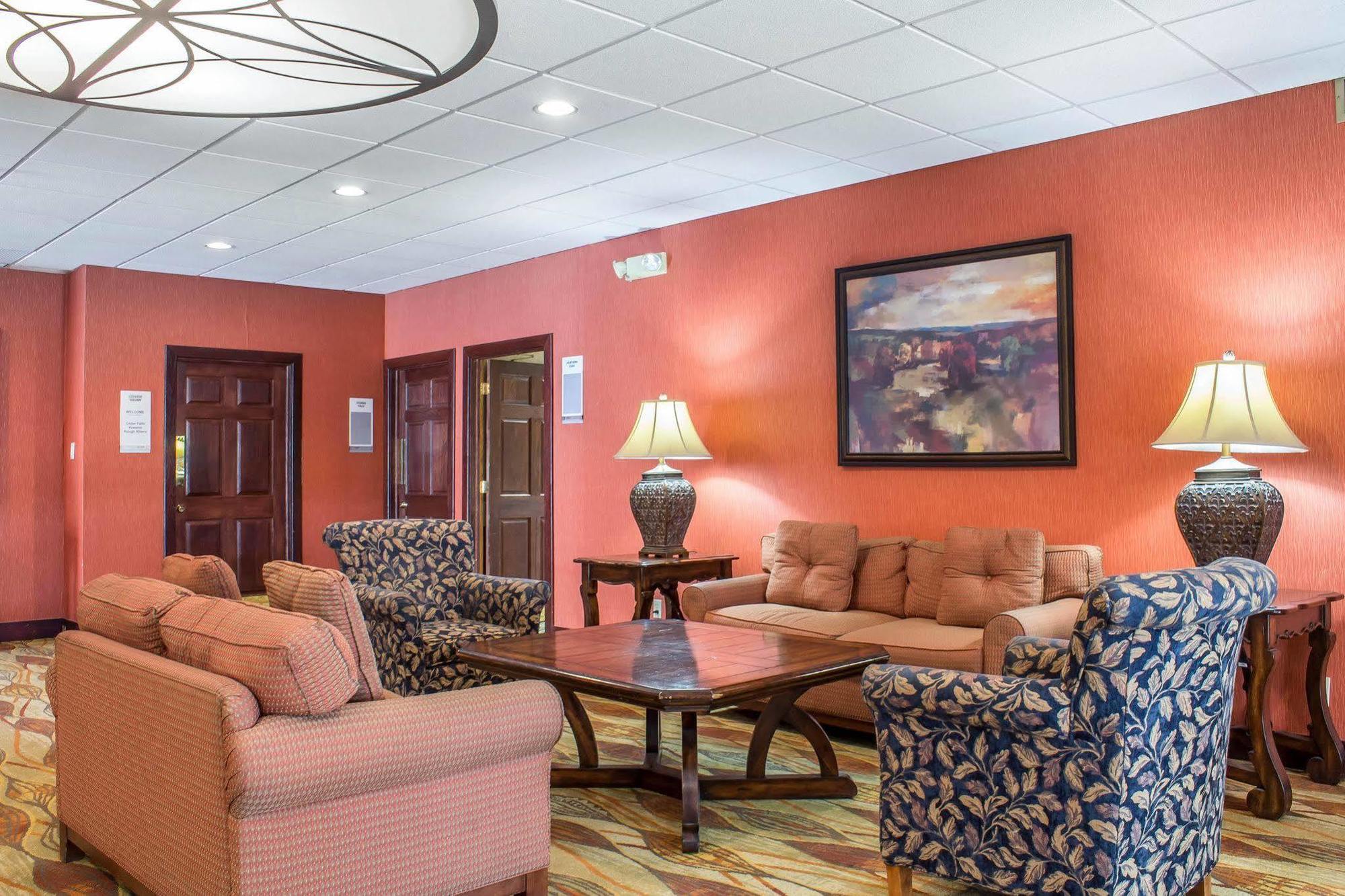 Hampton Inn Waterloo Eksteriør billede
