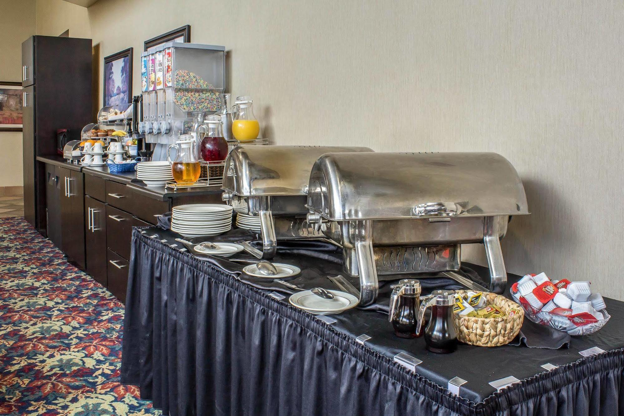Hampton Inn Waterloo Eksteriør billede